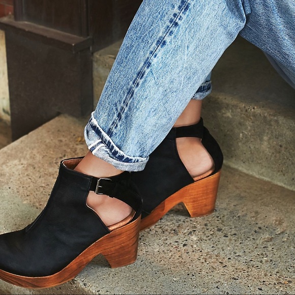 Free People Amber Orchard Clogs - Picture 5 of 9